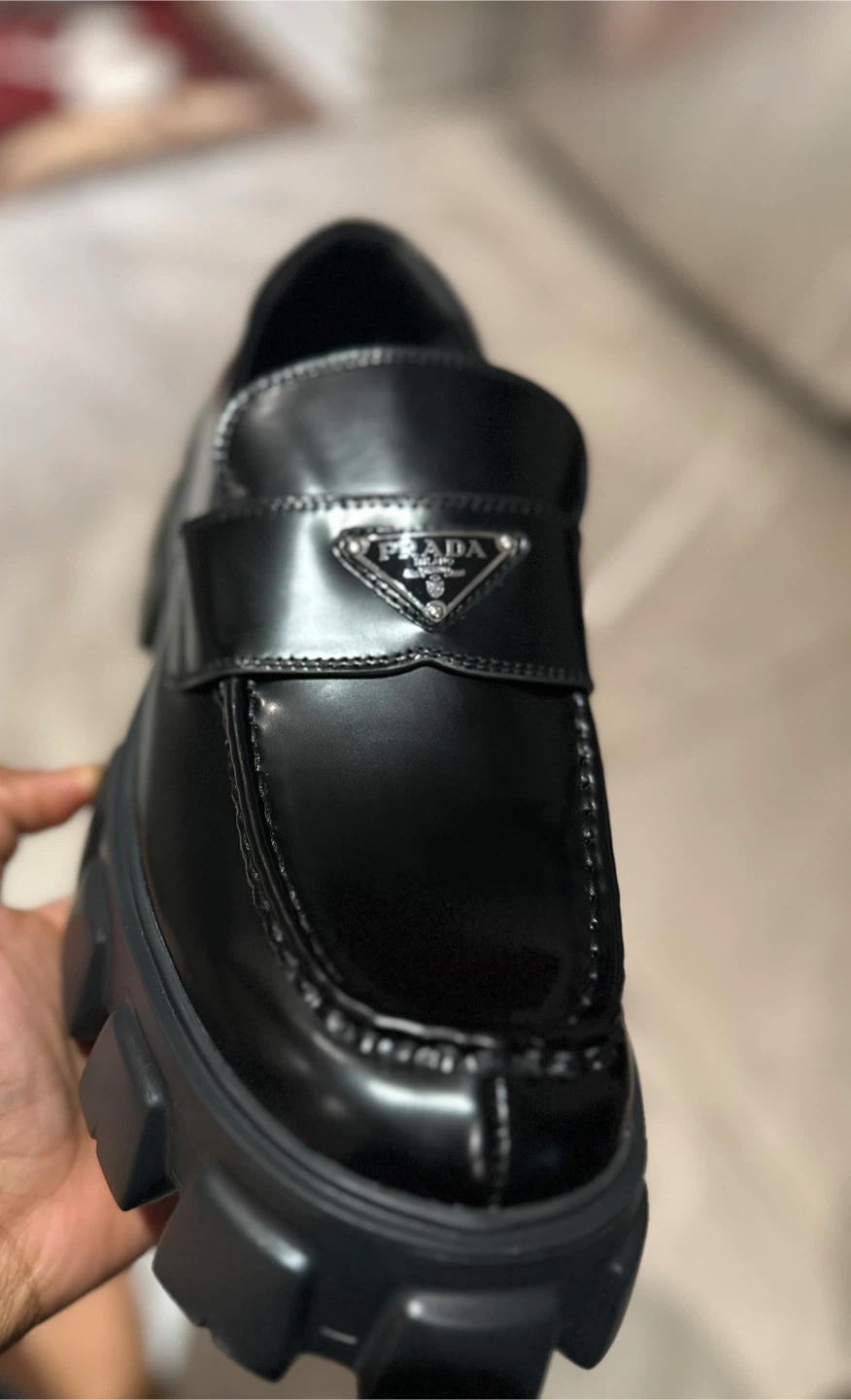 Prada leather Monolith loafers - photo 4