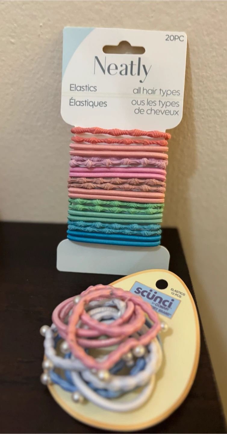 NEW-Neatly and Scunci Hair Elastics Set