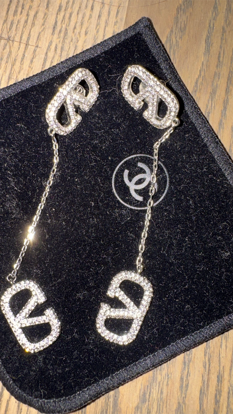 Valentino Garavani crystal logo earrings - photo 2