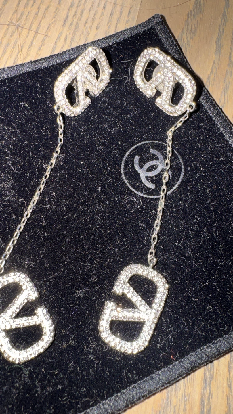 Valentino Garavani crystal logo earrings - photo 3