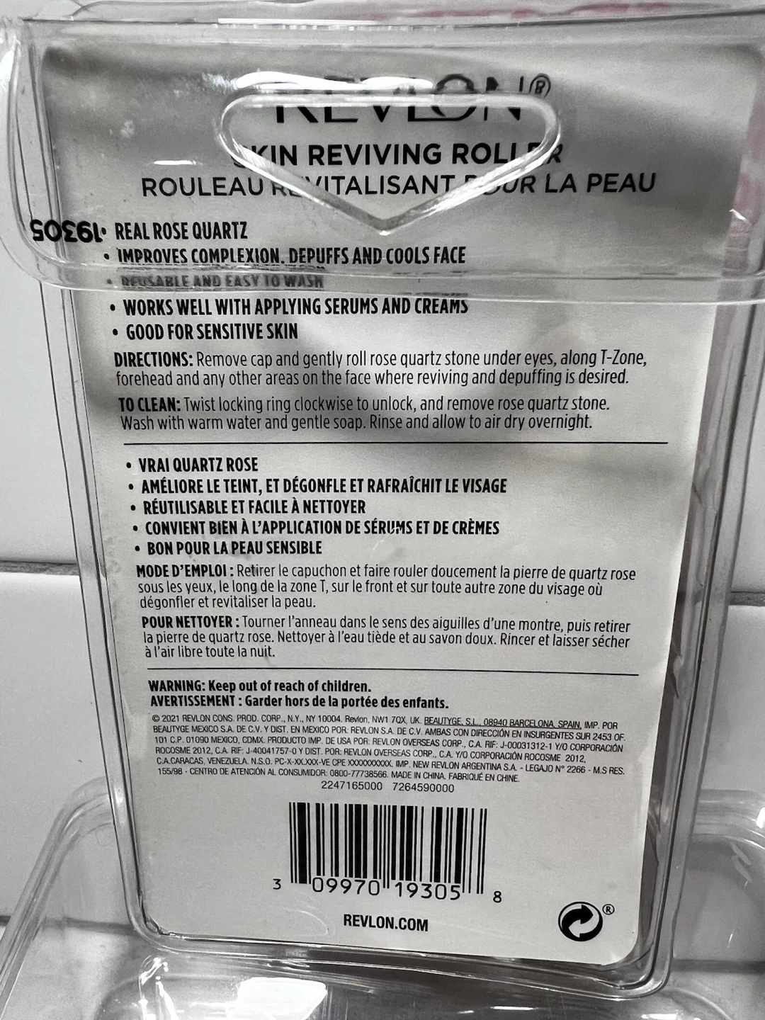 NEW Revlon Skin Reviving Roller and Refill Pack - photo 4