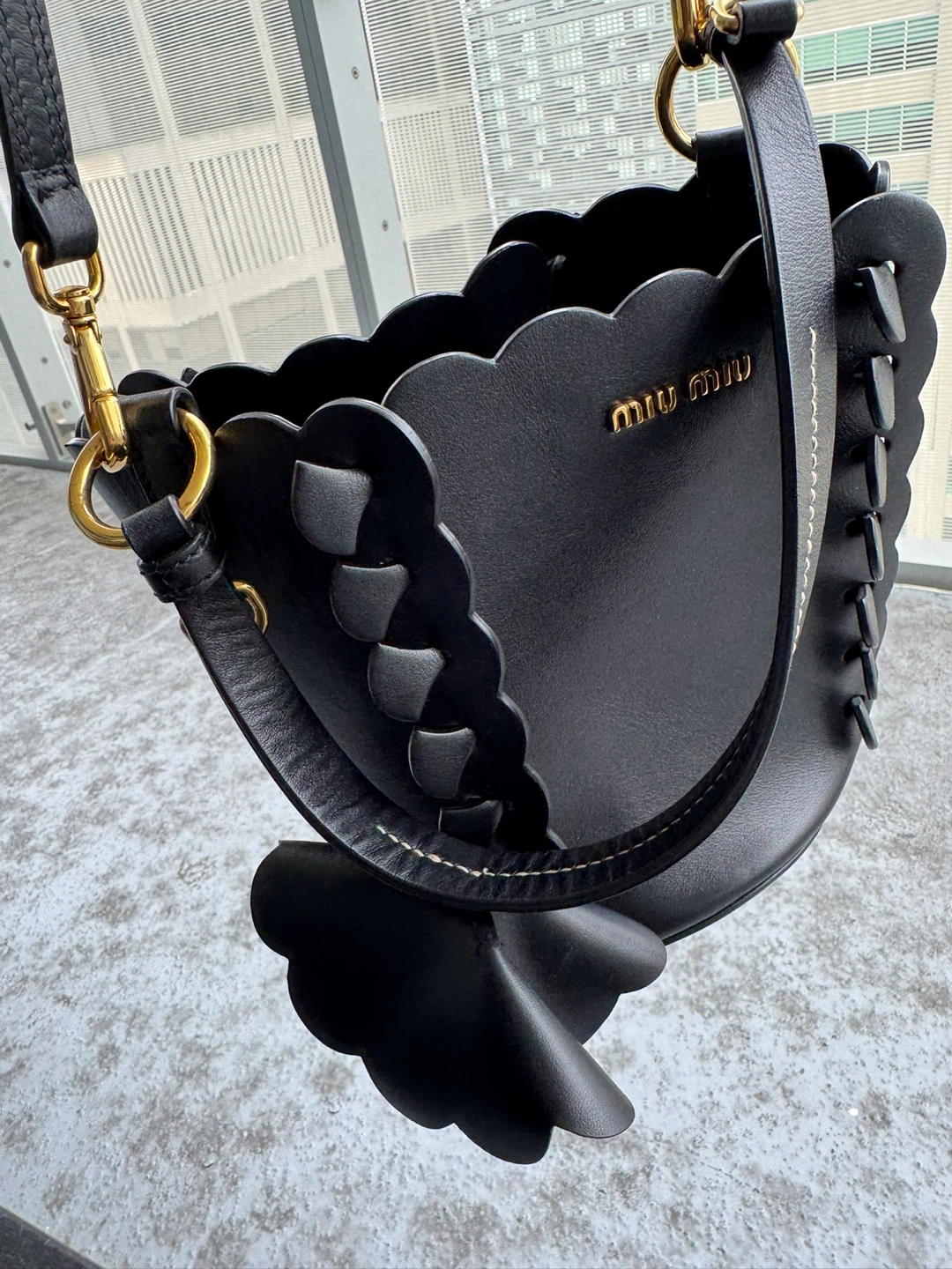 Authentic Miu Miu Black Scalloped Bucket Bag - photo 2