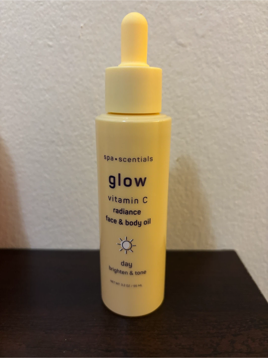 spa-scentials glow vitamin C face & body oil
