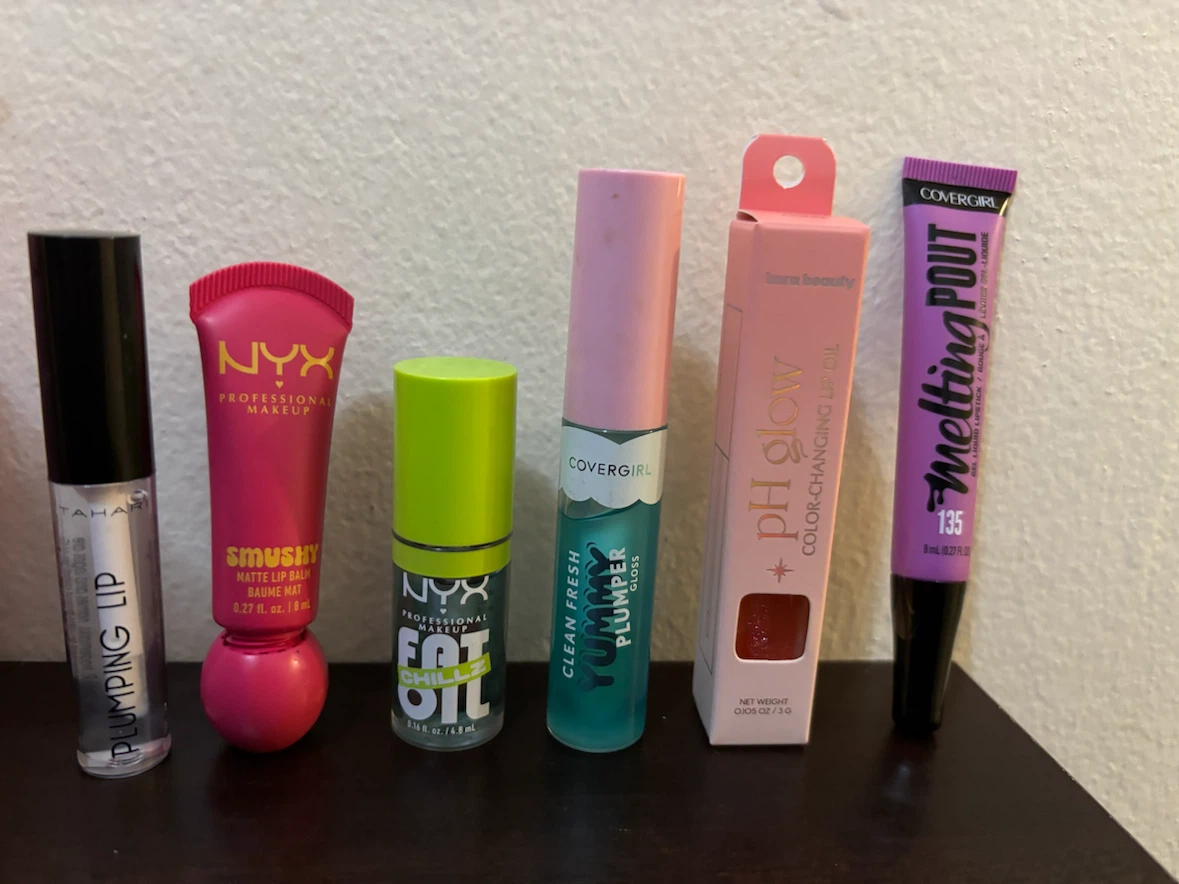 NEW-6 pcs Assorted Lip Makeup Lot