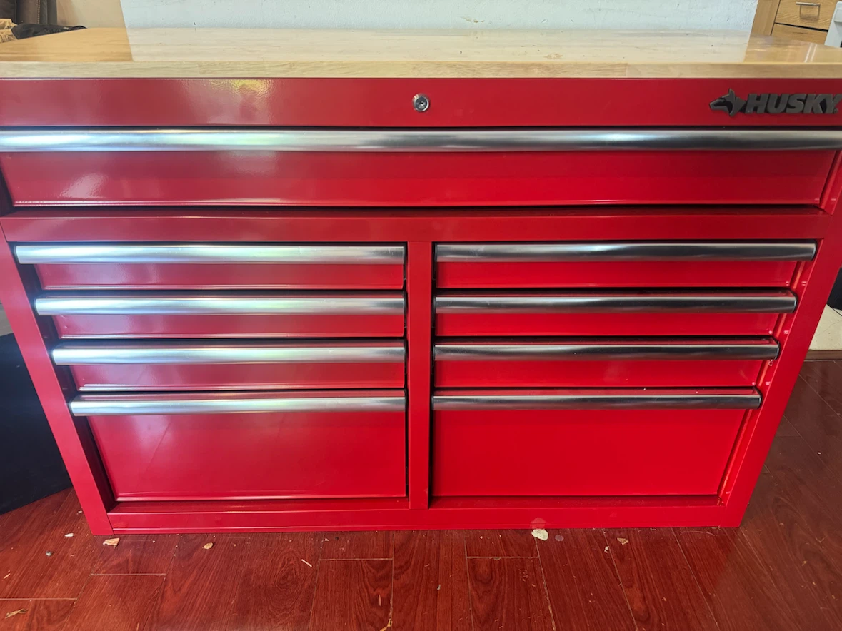 Husky Workbench