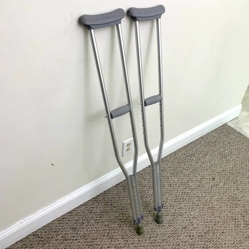 Adjustable Crutches Aluminum Underarm Walking Mobility Aid Pair - photo 2