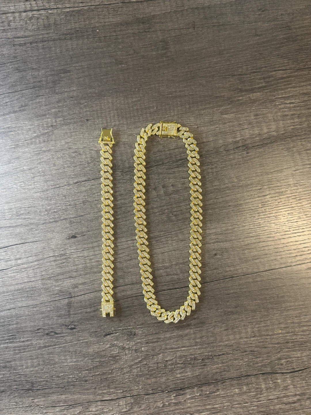 Gold Rhinestone Necklace Set – Brand New ✨