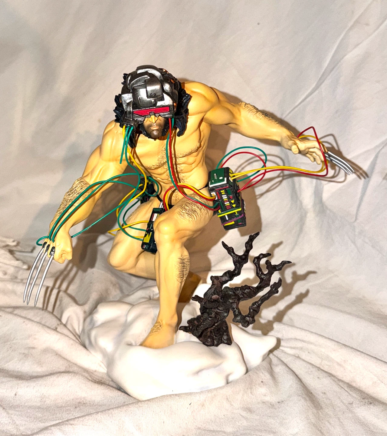 Art Asylum Marvel Weapon X Wolverine Limited Edition - photo 3