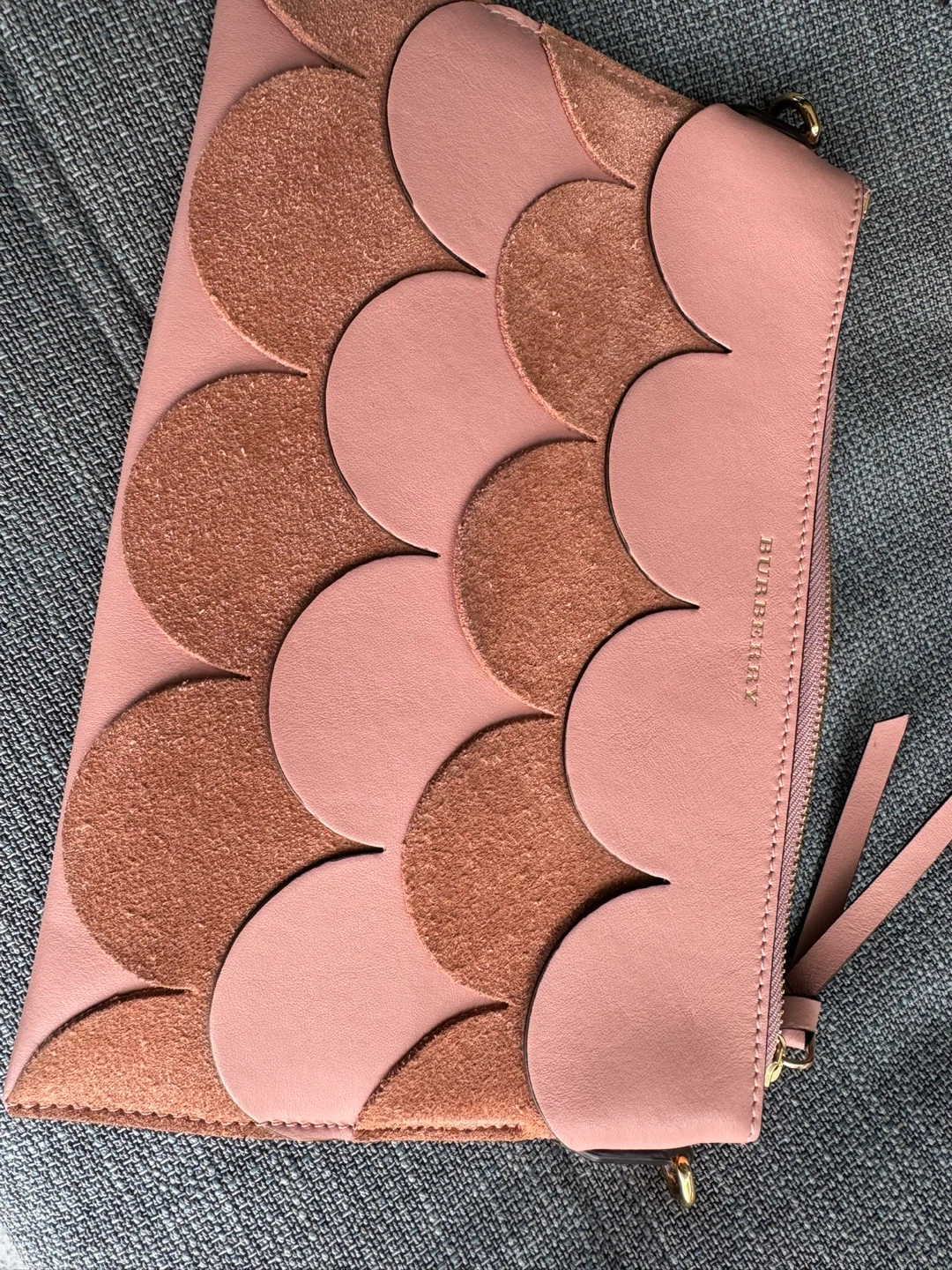 Authentic Burberry Pink Suede Leather Clutch - photo 3