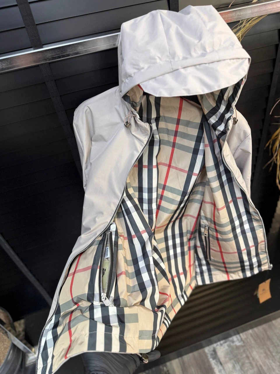 Burberry Reversible Hooded Jacket - photo 3