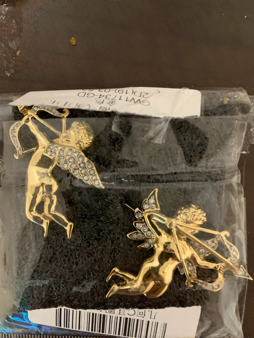 Avon Cupid brooch