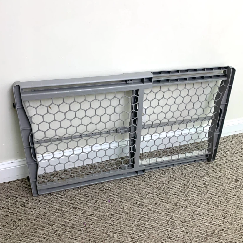 Baby Gate Pet Gate Adjustable Safety Gate Kids Dogs Doorway