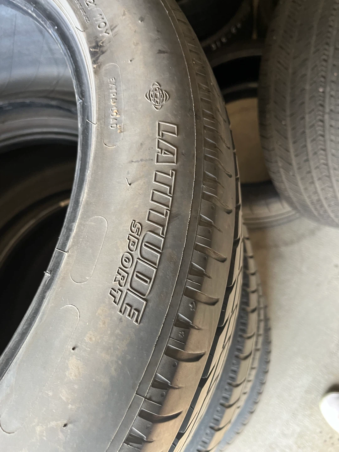 275/45R21 Michelin Latitude Sport - photo 4
