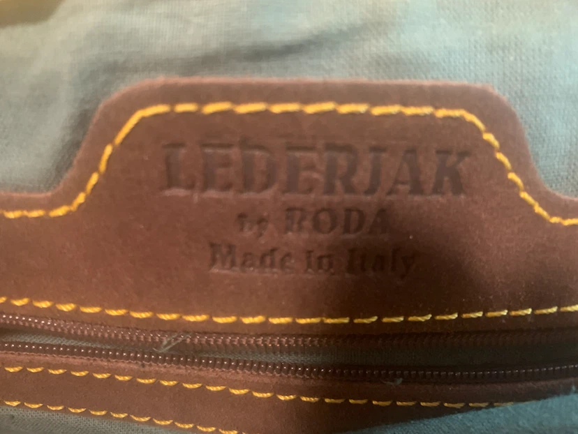 Lederjak by Roda Italian Leather Crossbody Bag
