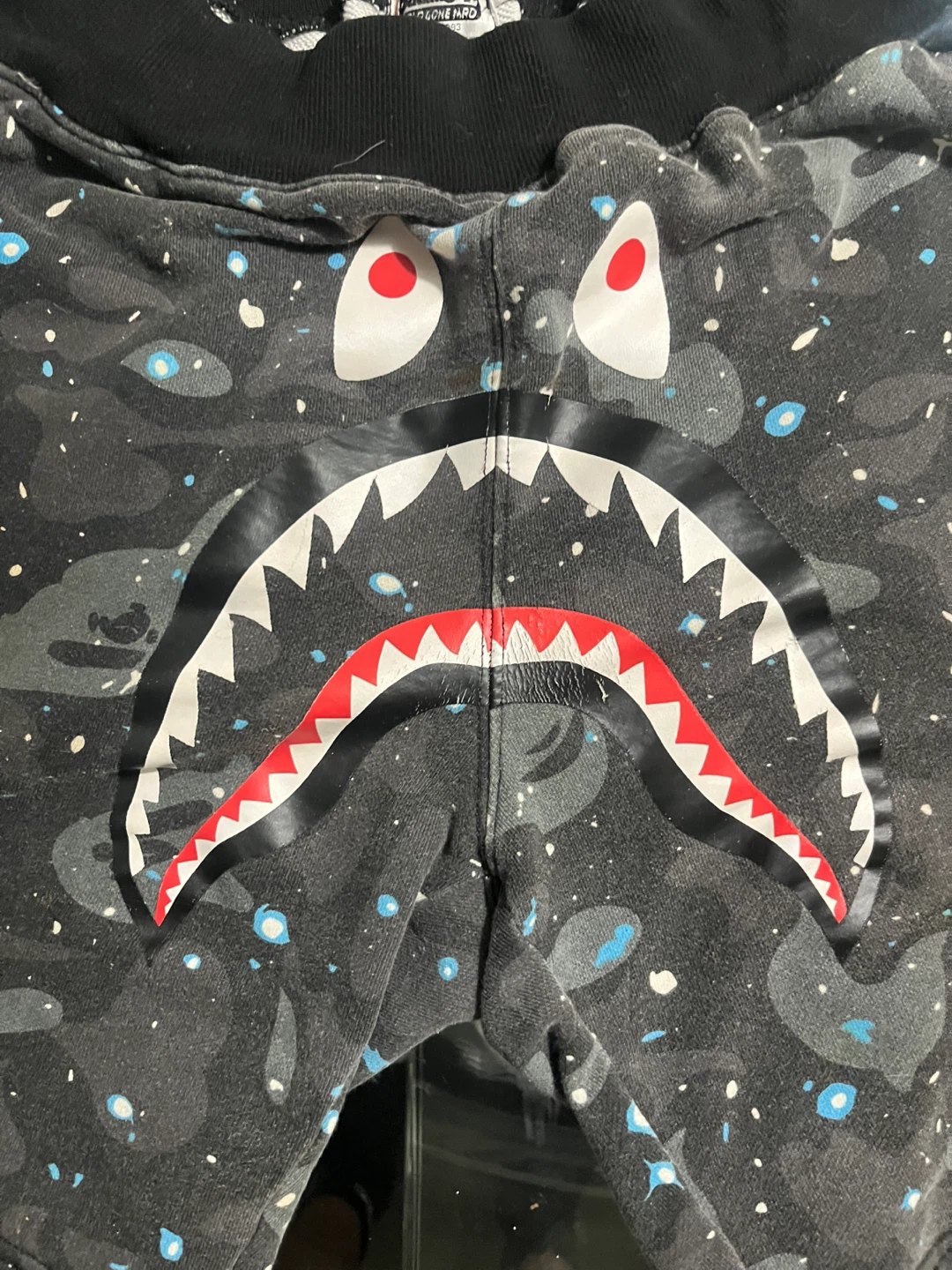 A Bathing Ape Shark Print Shorts galaxy camo XL - photo 2