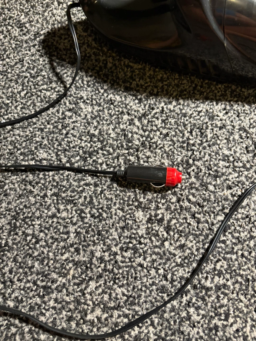 Portable car vacuum cleaner - photo 2