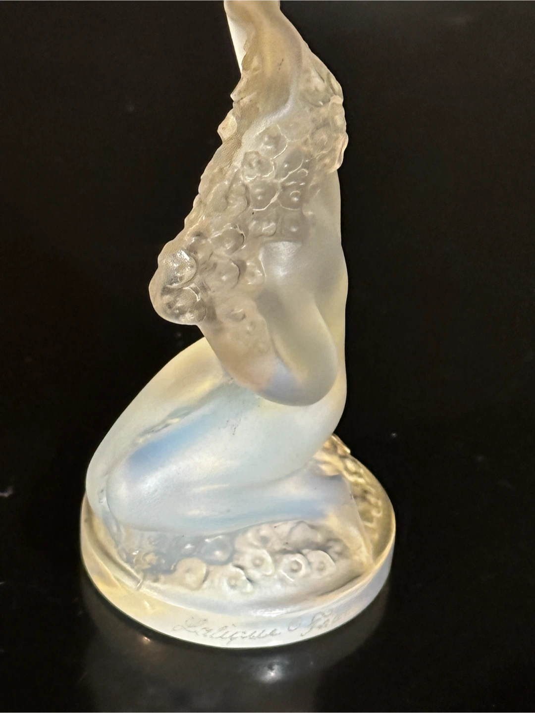 Lalique France Floreal Opalescent Nude Figurine - photo 3