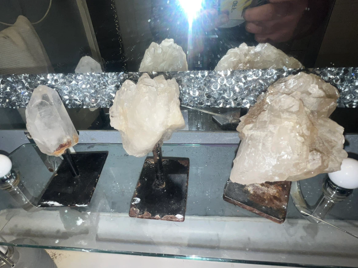 Set of 3 Crystal Decor Pieces 10$ each