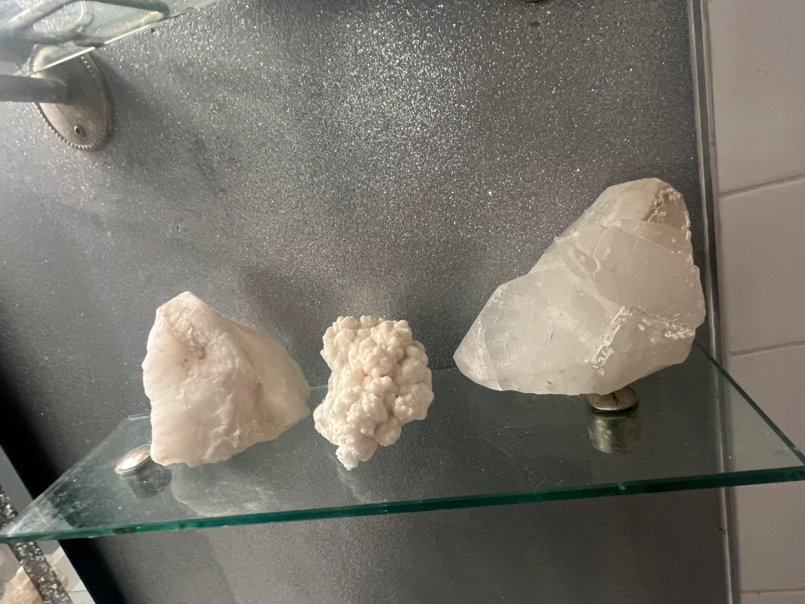 White Mineral Specimens 15$ each - photo 2