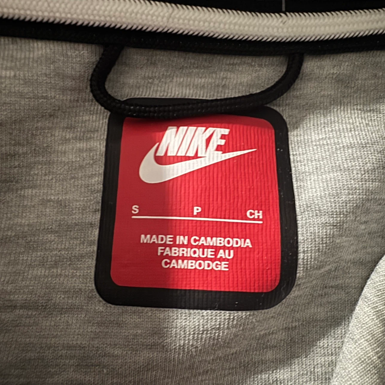 Nike Tech Fleece Full-Zip Hoodie - Grey - Size Small - photo 2