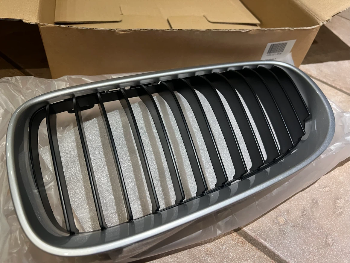 Bimmian E92 LCI Front Kidney Grille Titanium Silver - photo 4