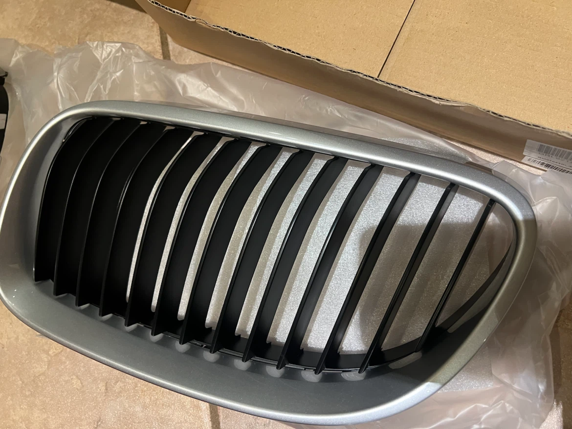 Bimmian E92 LCI Front Kidney Grille Titanium Silver - photo 5