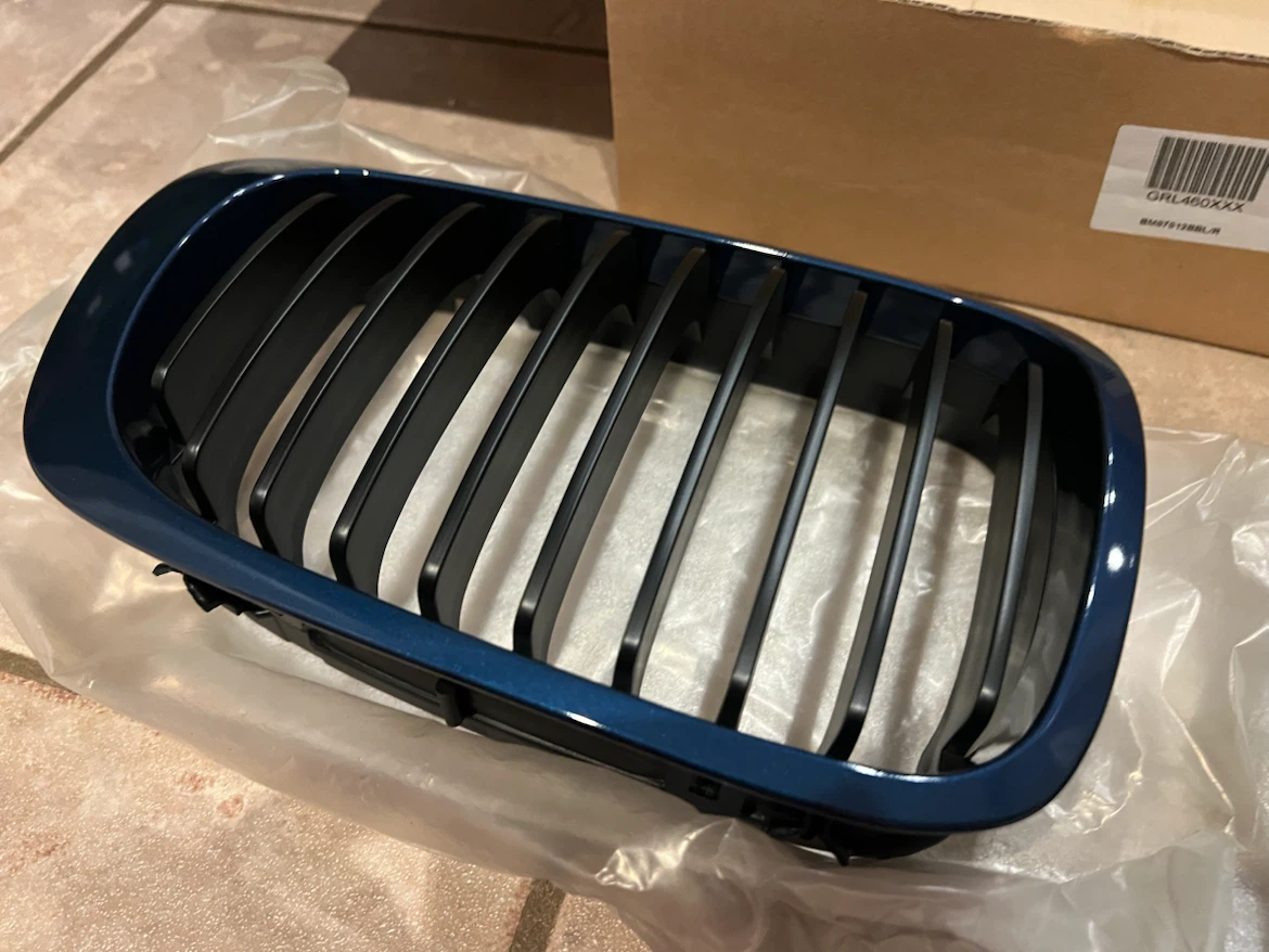 BMW E46 Coupe Kidney Grille Set - Mystic Blue - photo 4