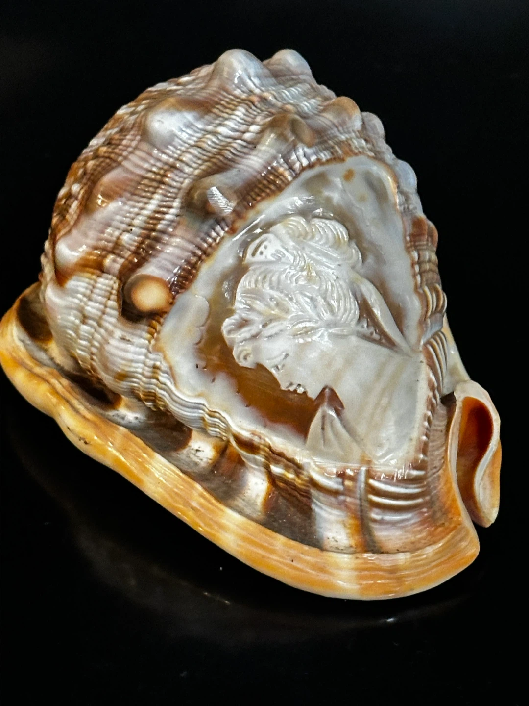 Vintage Italian Hand-Carved Cameo Shell Portrait - photo 2