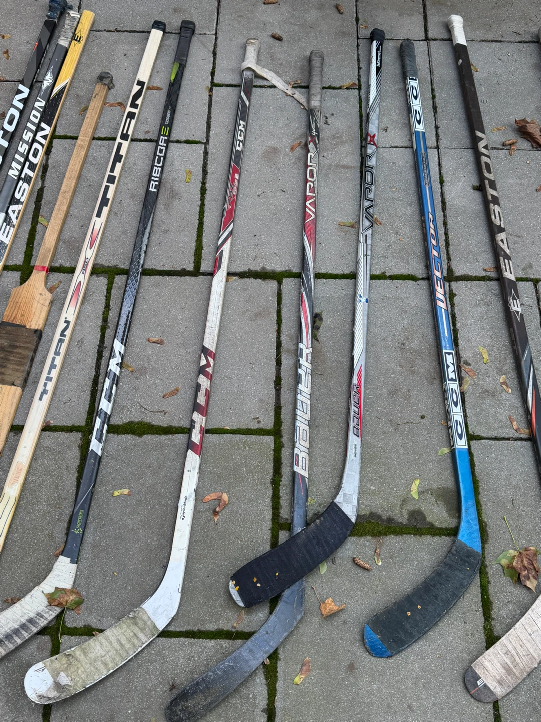 Assorted Hockey Stick Collection - photo 3
