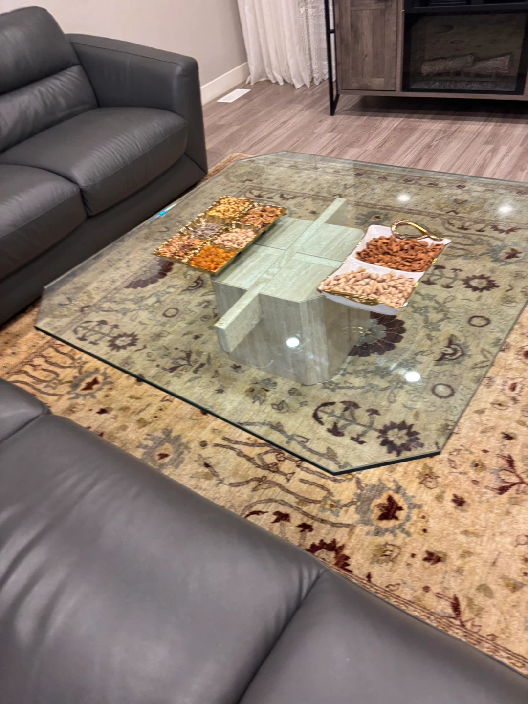 Glass coffee table with marble base - photo 4