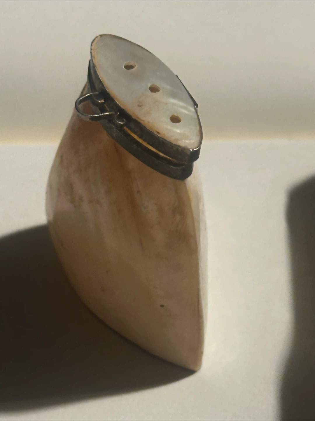 Antique mother of pearl shaker - photo 4