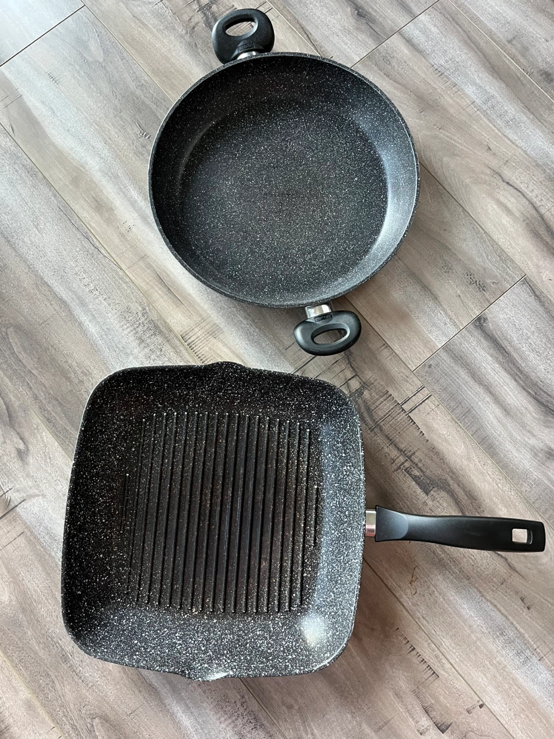 2 piece set: Stone Effect Non-Stick Cookware Set