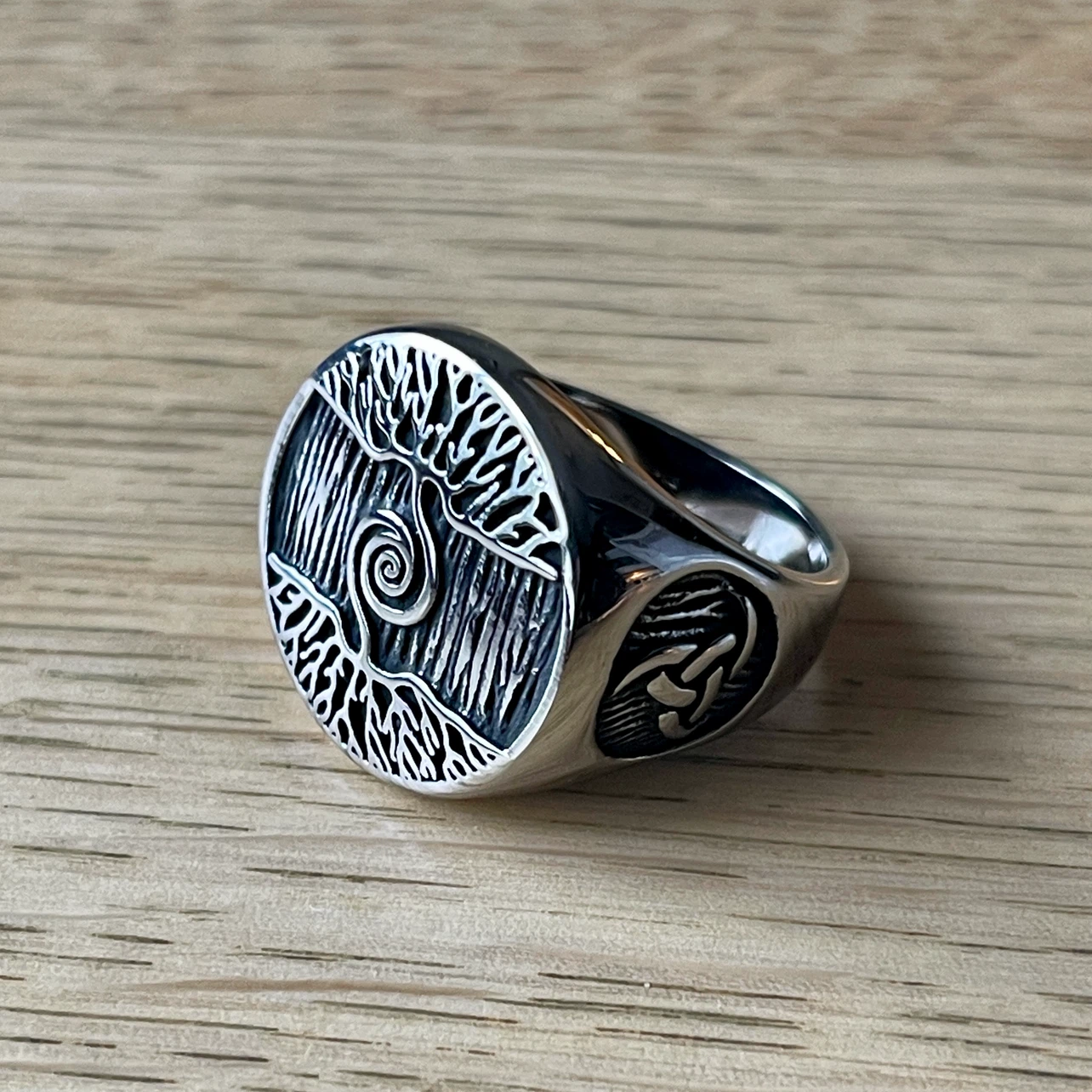 Norse Tree of Life titanium ring (size 13) - photo 3