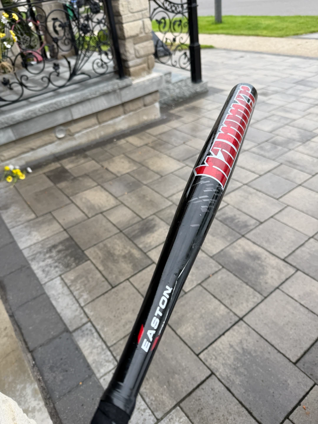 Easton SK5 Official Softball Bat (30 ounces) 34” length
