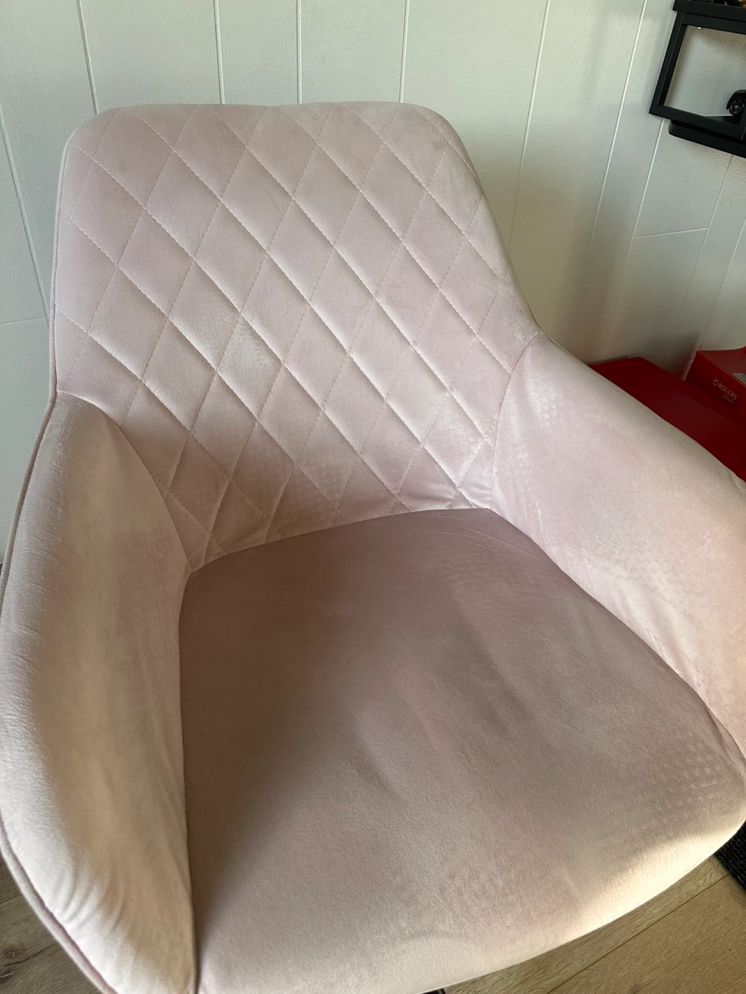 Pink Quilted Velvet Office Chair - photo 3
