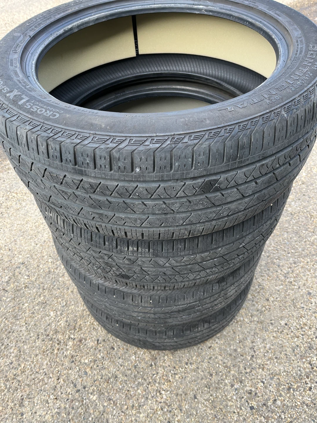 245/50R20 Continental CrossContact LX Sport Tires 245/50R20