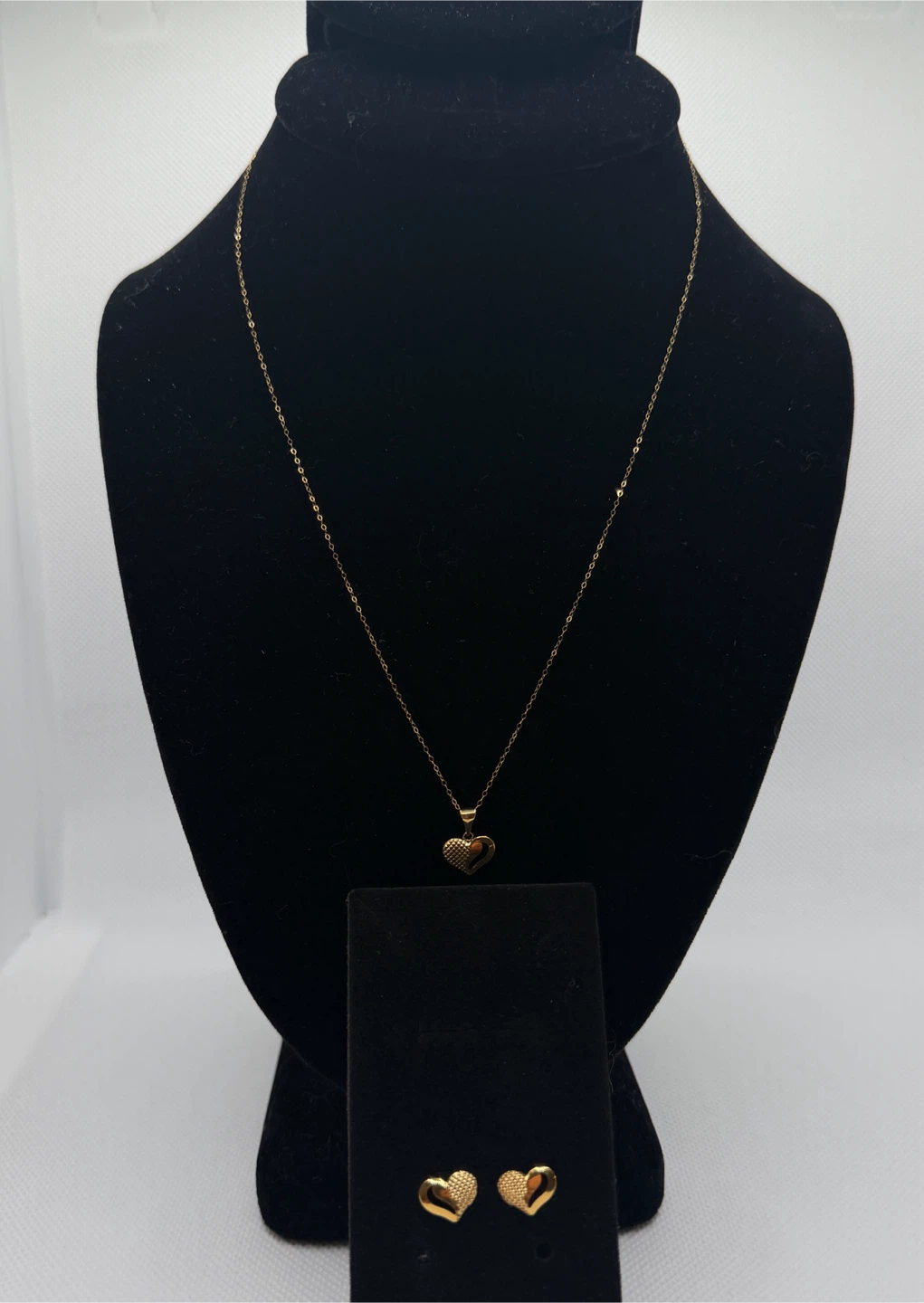 18K Gold Heart Necklace and Earring Set - photo 3