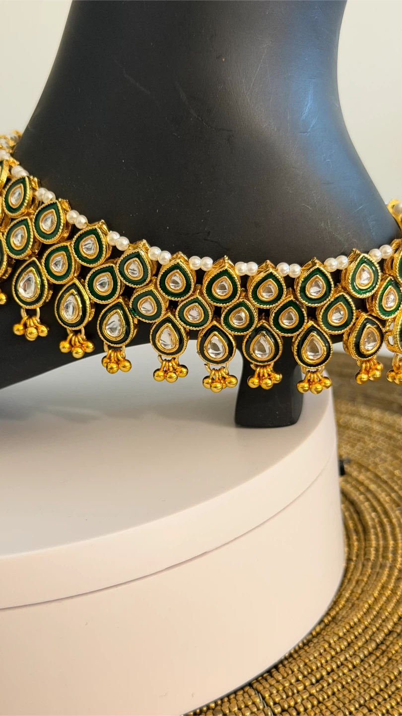Gold-Tone Anklet with Green Enamel and Beads - photo 3