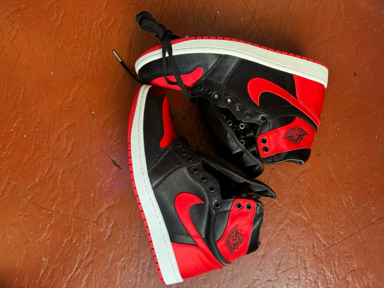 Nike Air Jordan 1 Retro High OG - photo 2
