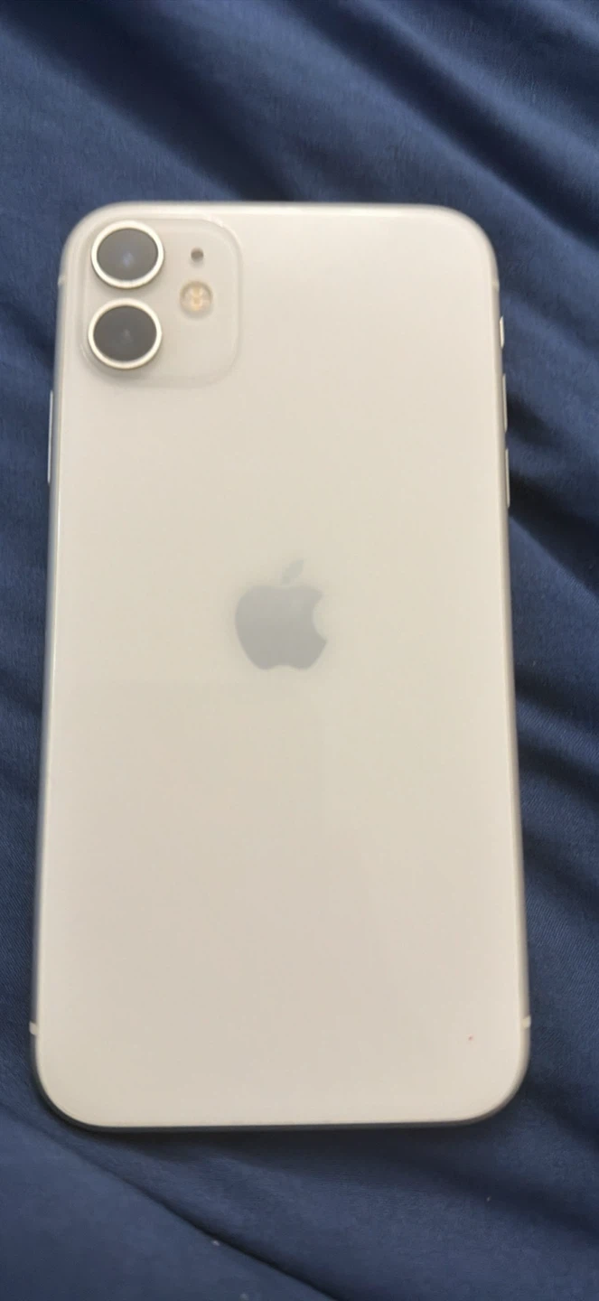Apple iPhone 11 White