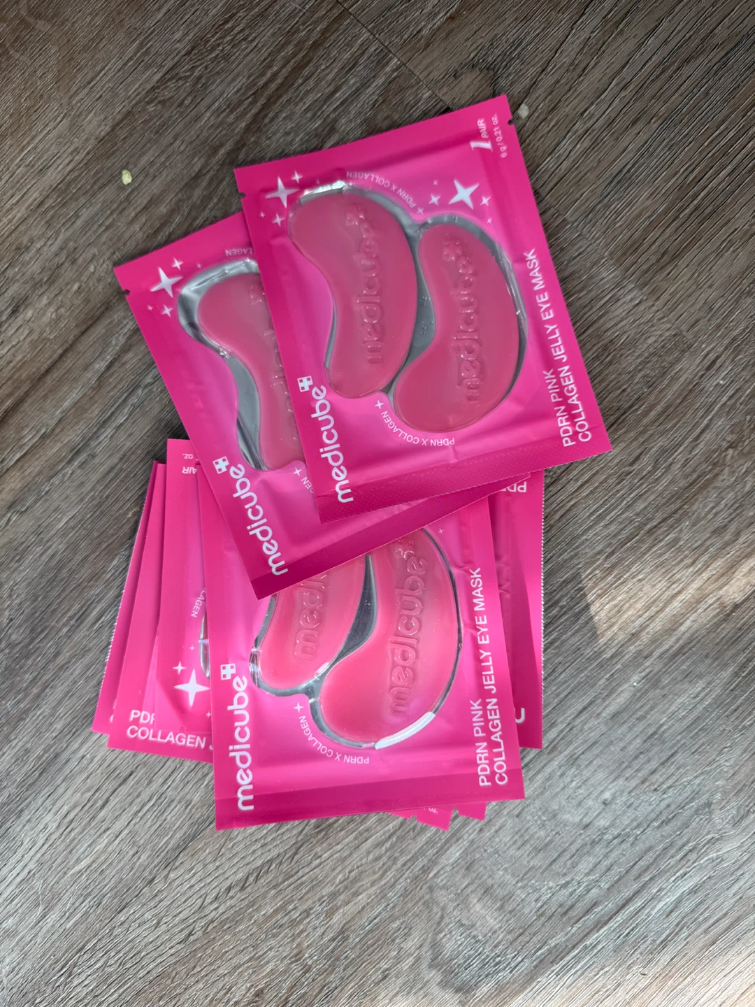 Medicube PDRN Pink Collagen Jelly Eye Mask