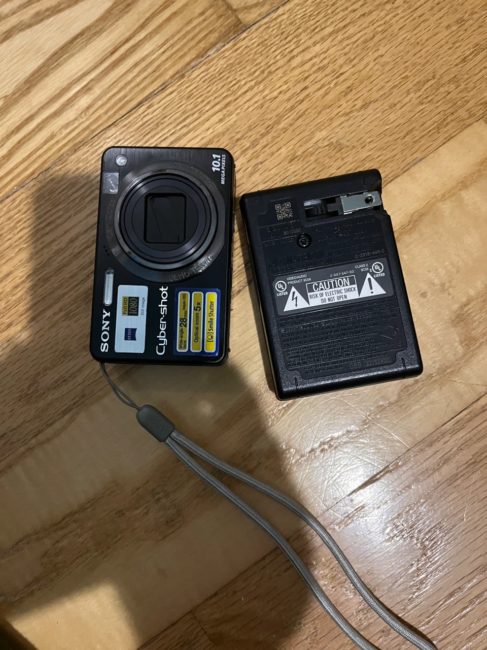 Sony Cyber-shot DSC-W170 Digital Camera