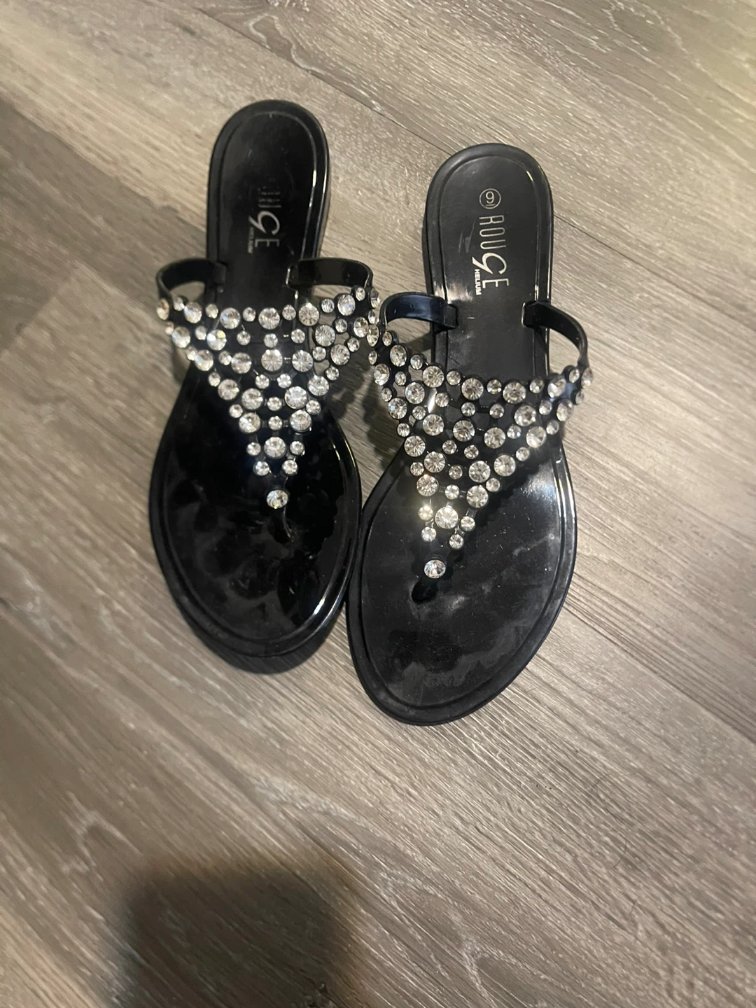 Rouge Helium Black Rhinestone Sandals Size 9