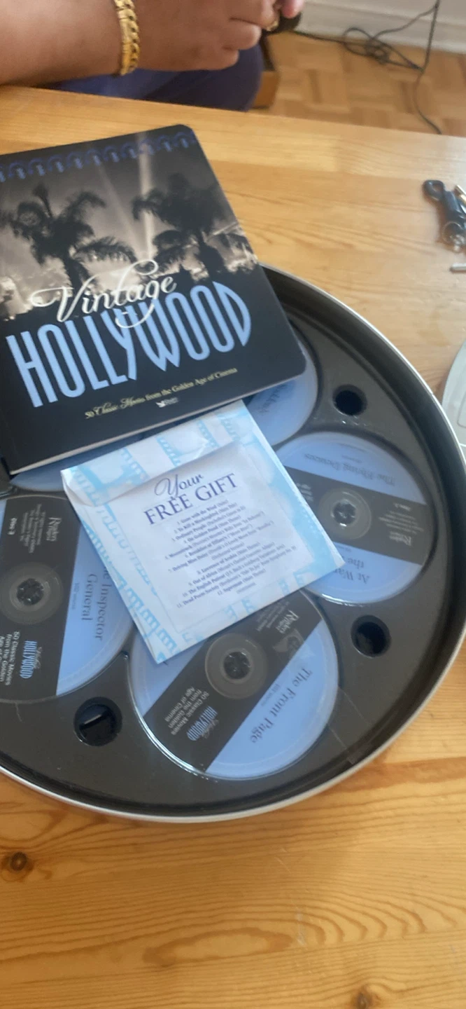 Vintage Hollywood 50 Classic Movies Collector Set - photo 4