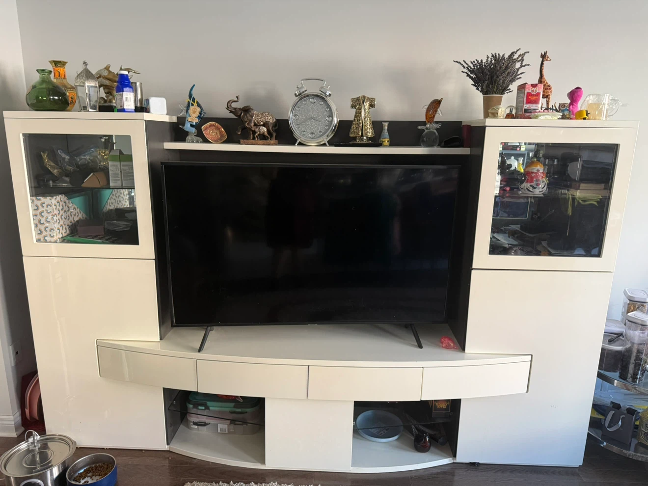 Large Modern Entertainment Unit