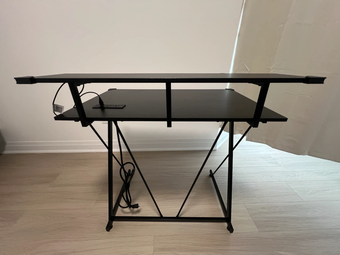 Eureka Ergonomic Gaming Desk - photo 5