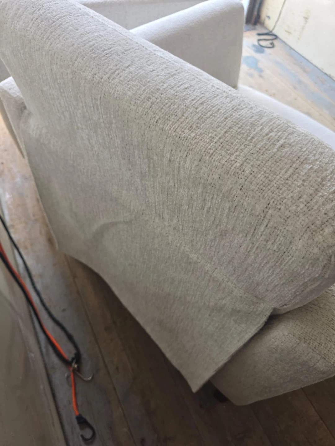 Thomasville Two cream textured accent armchairs - photo 5