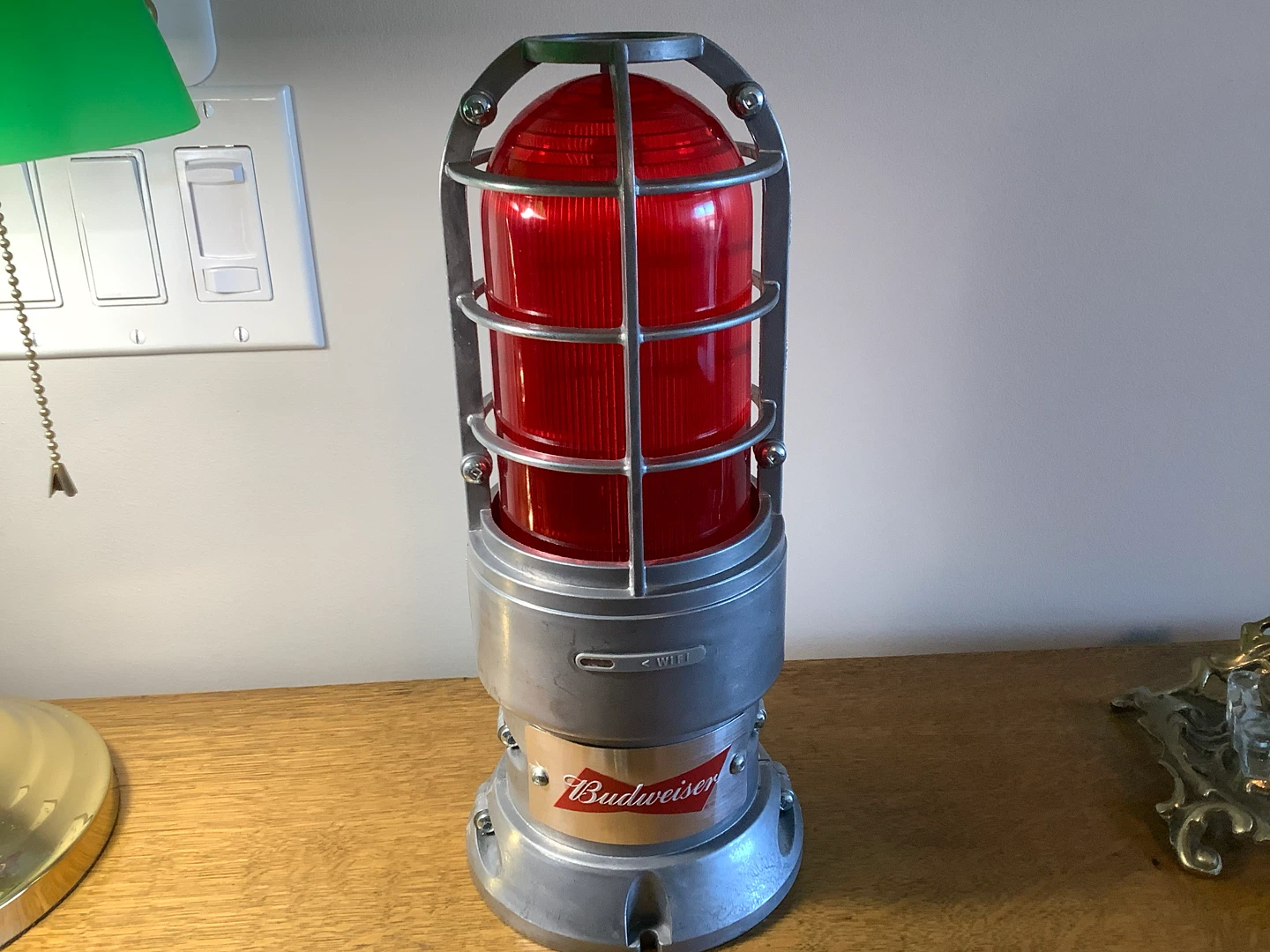 Budweiser Red Light Wifi Synched NHL Goal Light 🐞