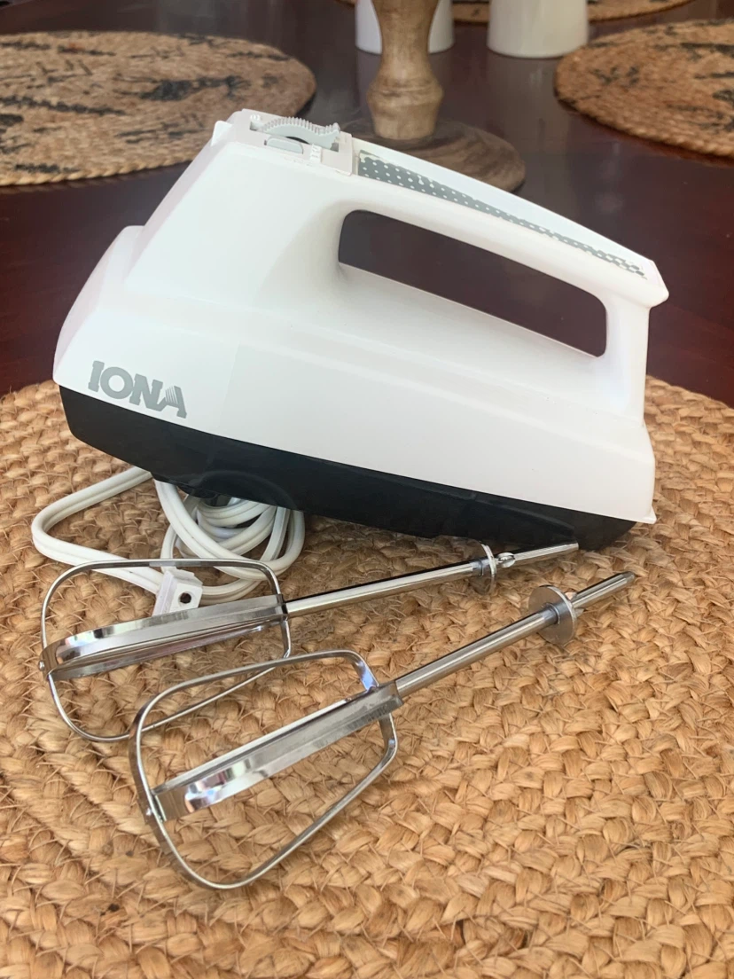 Iona Light Weight Handheld Mixer Model R12GR