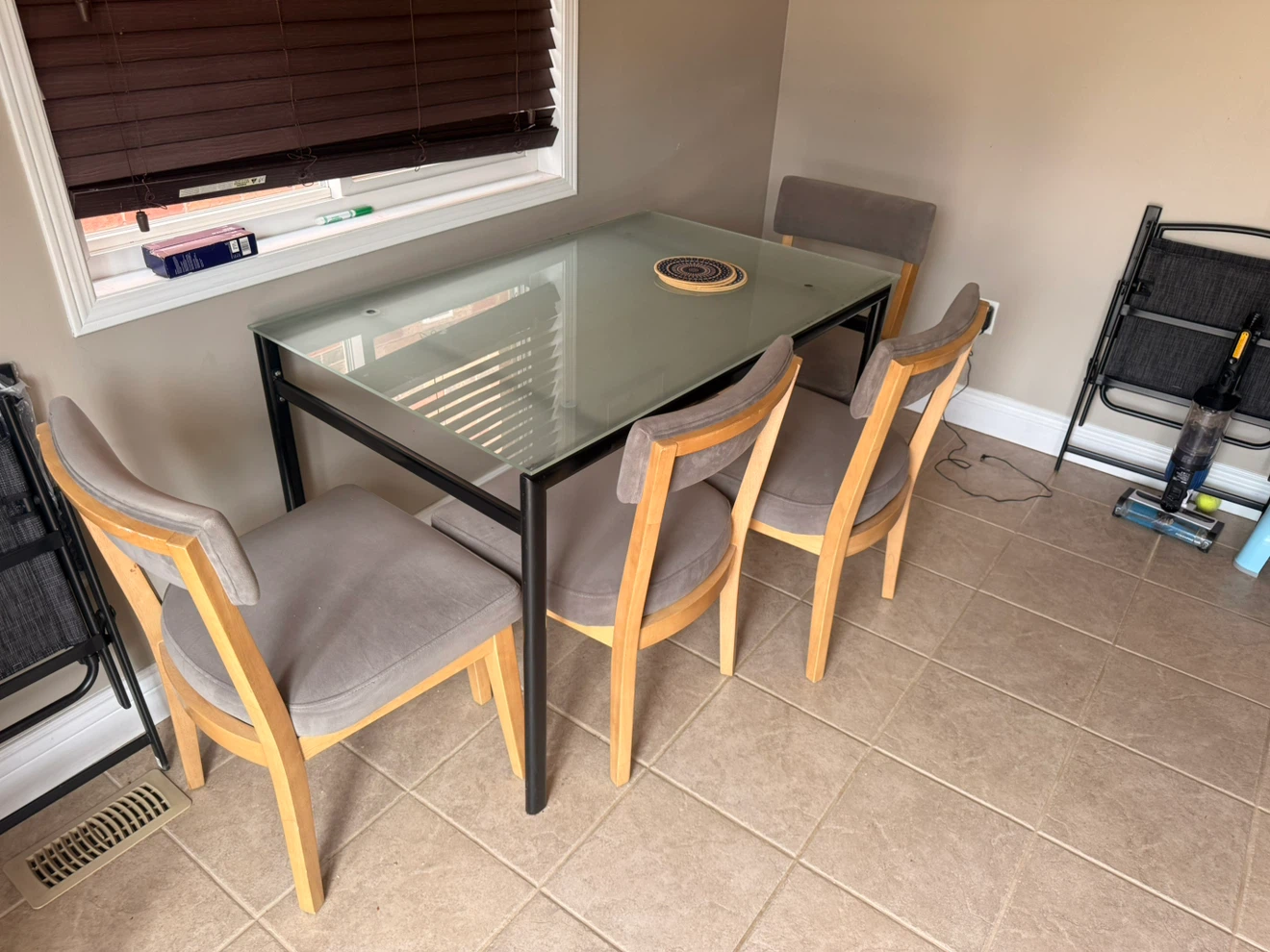 Dinning table - photo 2